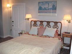 Maplehurst Inn Питерборо Экстерьер фото
