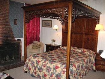 Maplehurst Inn Питерборо Экстерьер фото