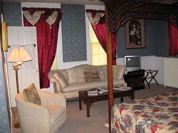 Maplehurst Inn Питерборо Экстерьер фото